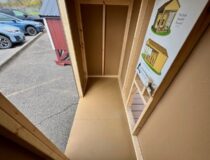 8 x 8 Medium Double Kennel - interior