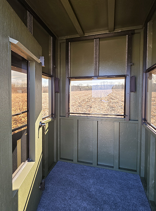 4x4 Square Condo Hunting Blind Comfort Interior