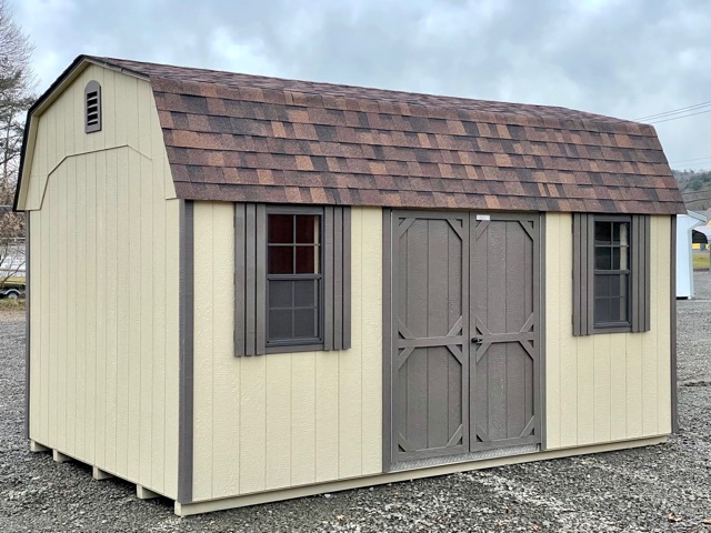 10 x 16 Dutch Barn w/shelves and loft