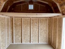 10 x 14 Madison Dutch Barn w/loft - inside