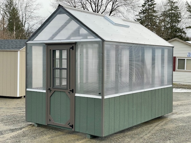8 x 12 Greenhouse w/ high tunnel vent