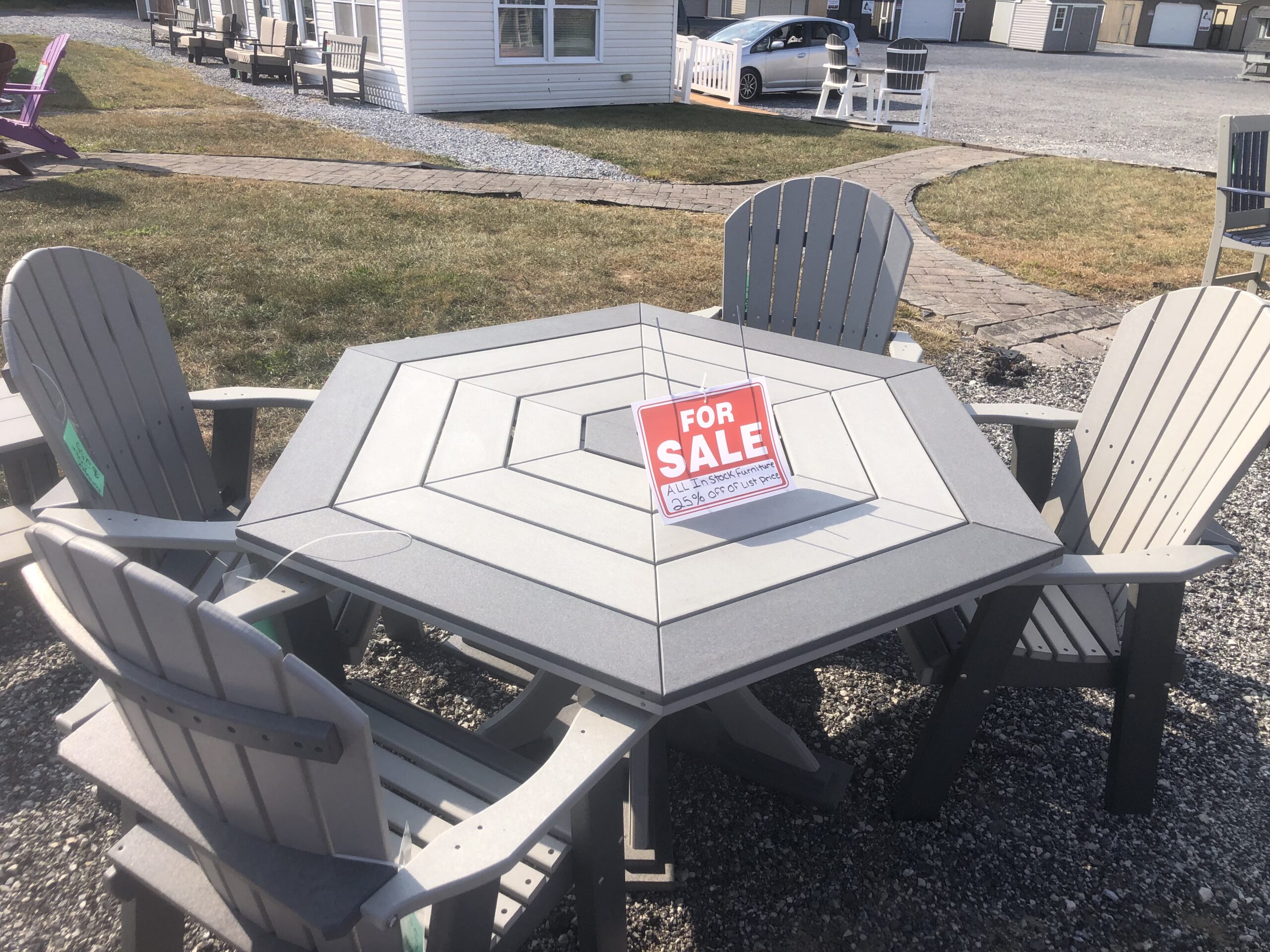 Poly Hexagon table with chairs