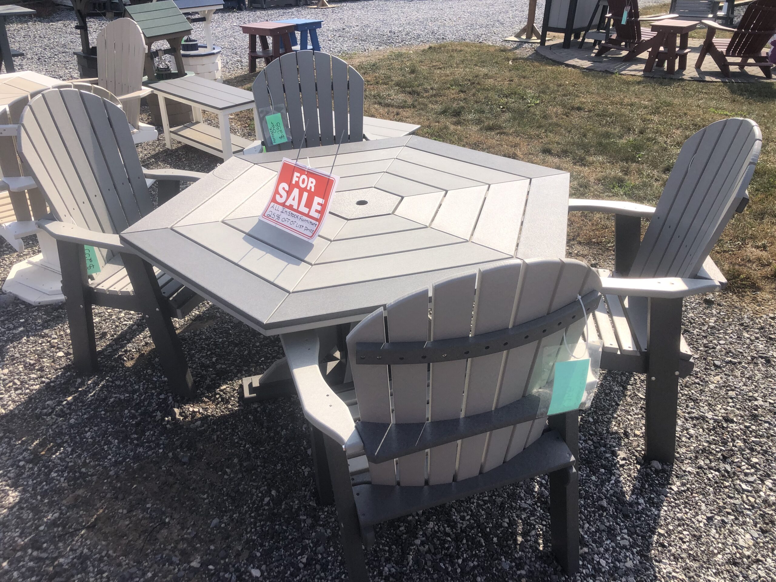 Poly Hexagon table with chairs