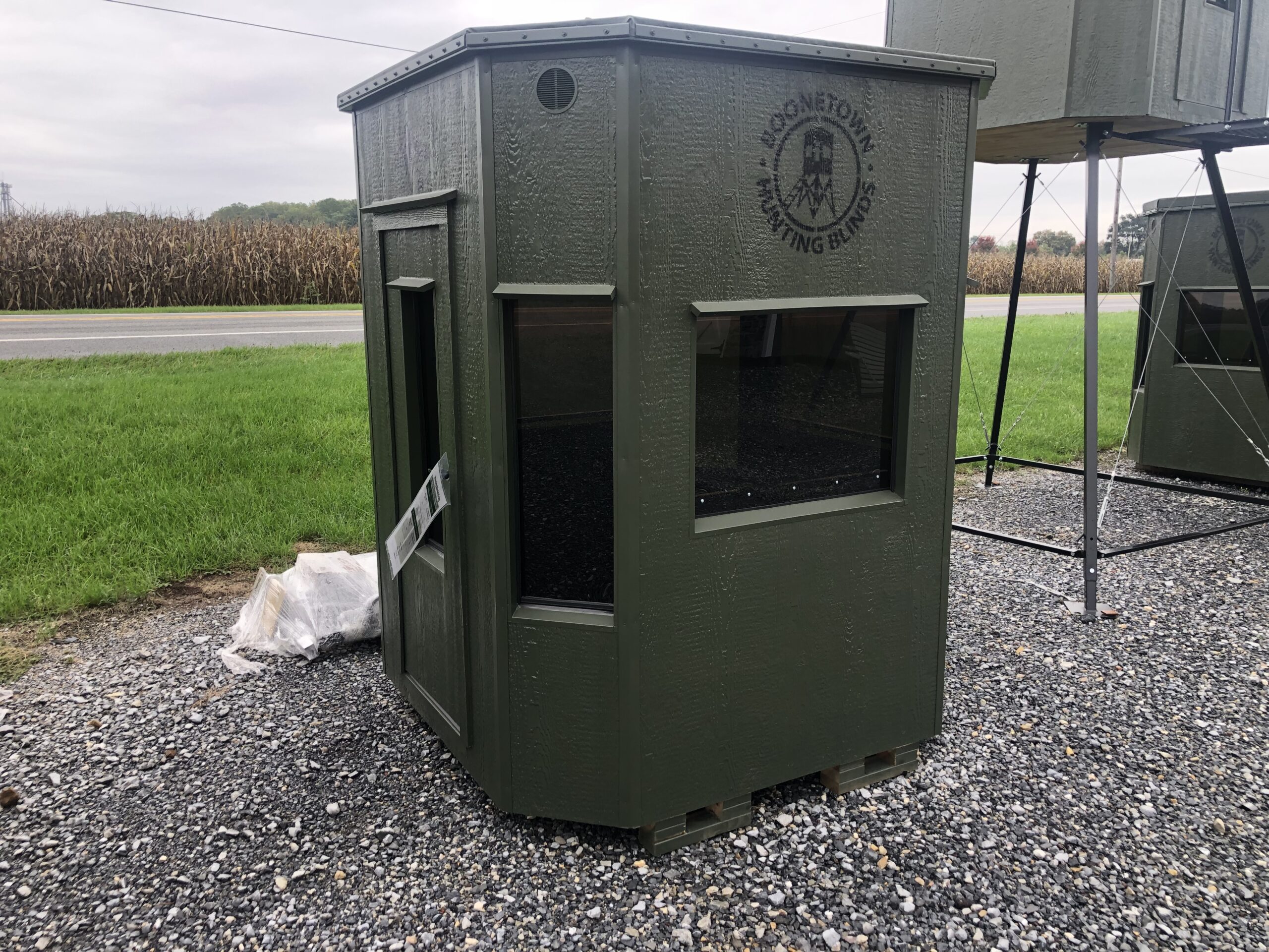 6x6 Octagon deer blind