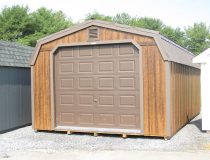 GARAGES