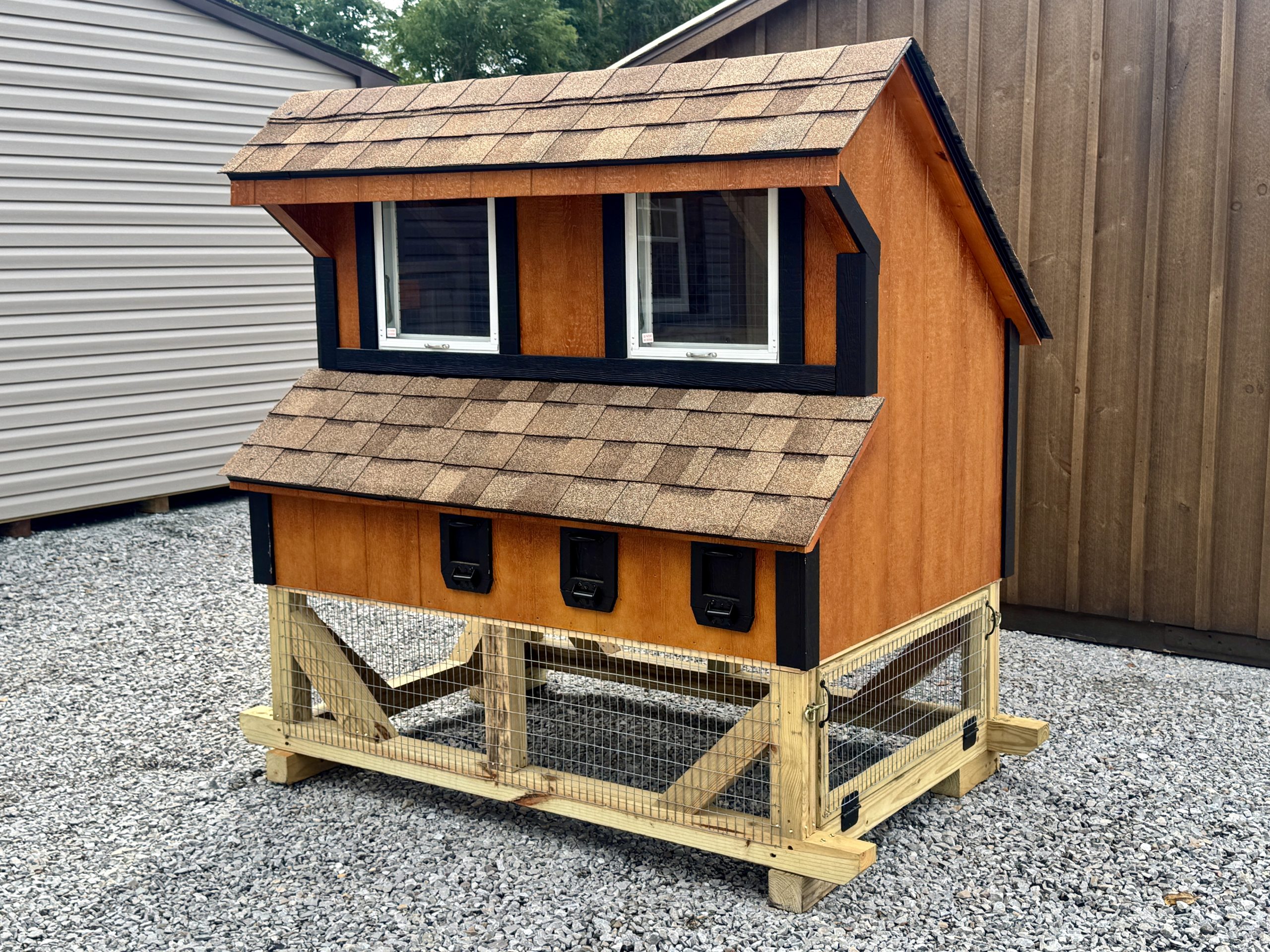 4 x 6 Chicken Condo