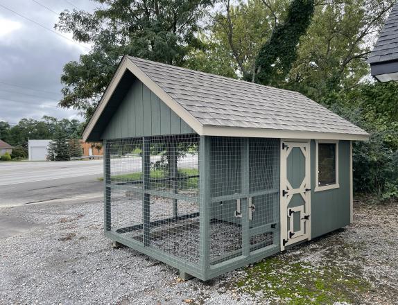 8x12 King Coop with Nesting Area and Exterior Run